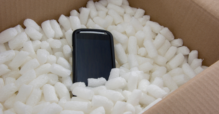 Cellulare in una scatola