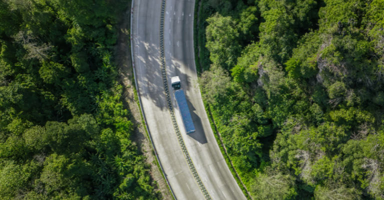 Vista di un camion dall'alto